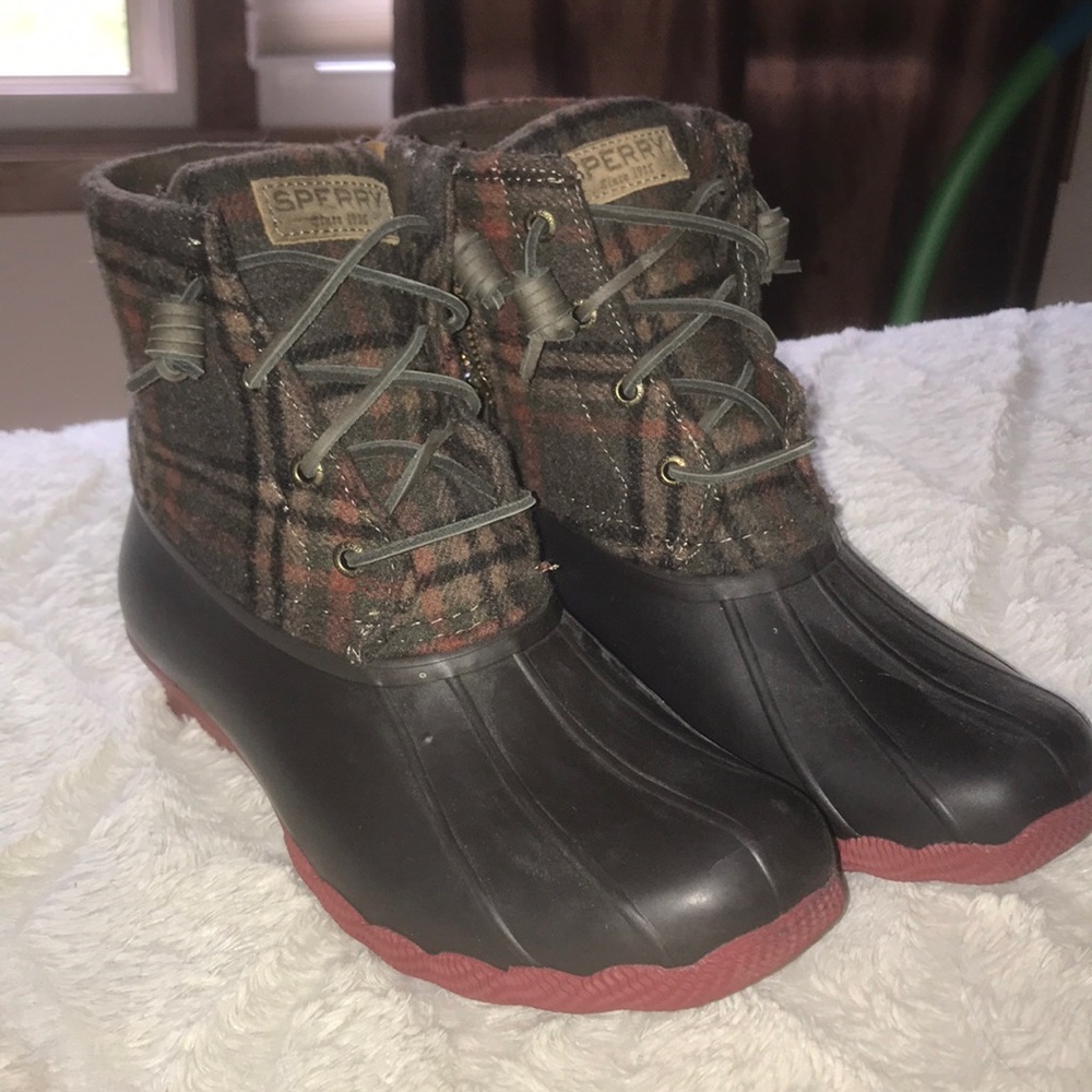Sperry boots